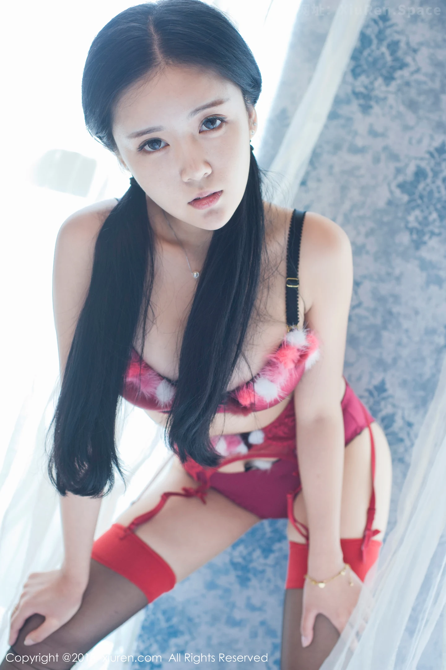 图片[6]-[XiuRen秀人网]VOL.932 巨乳嫩模红气球红色连体内衣+日系开胸死库水爆乳诱惑写真49P-秀人网官方网站